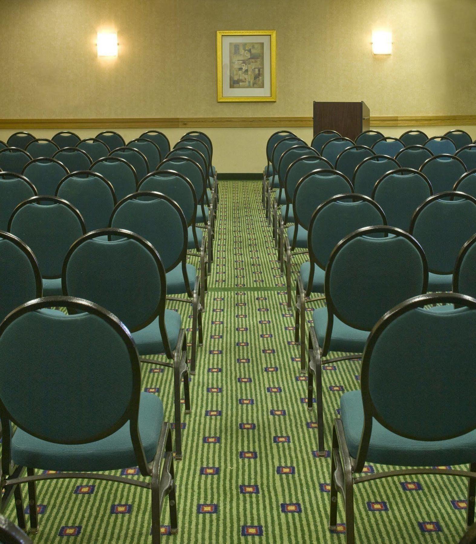 Courtyard By Marriott San Antonio Airport Hotel Buitenkant foto