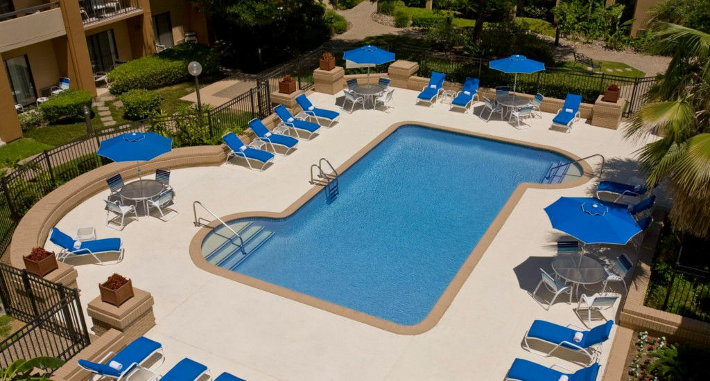 Courtyard By Marriott San Antonio Airport Hotel Buitenkant foto